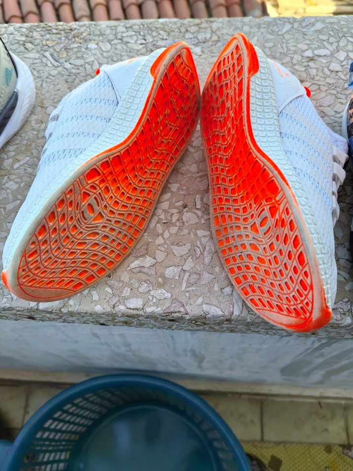 Turuncu Detaylı Gri Bağcıklı Spor Ayakkabı - Görsel 3