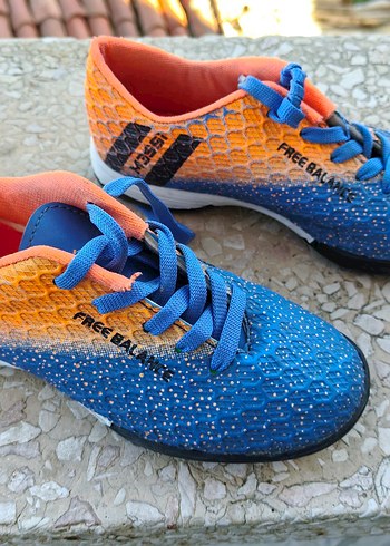 Renkli Yılan Desenli Erkek Futbol Ayakkabısı - Görsel 3