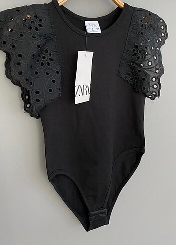Zara çocuk penye body. 3 - 4 yaş