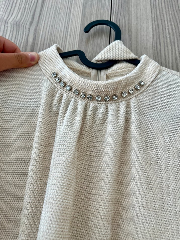 Bej kışlık kadife tesettür Elbise - Görsel 3