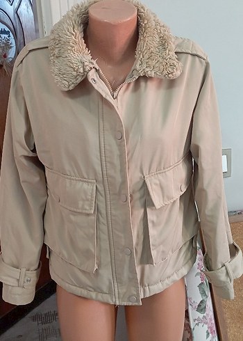 Diğer Bej Kadın Peluş Detaylı Rahat Ceket