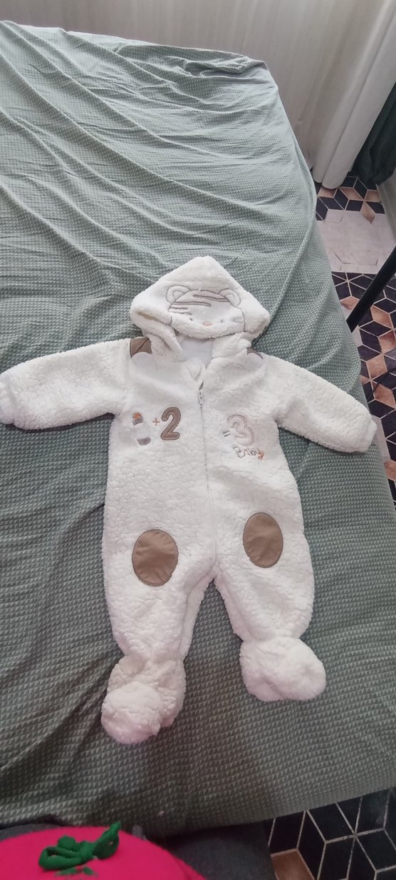 Bebek Erkek Beyaz Kürklü Tulum - Görsel 2