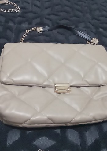 Gri Deri Zincir Detaylı Yılan Desenli Çanta - Görsel 7