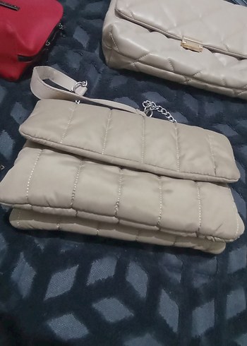 Gri Deri Zincir Detaylı Yılan Desenli Çanta - Görsel 8