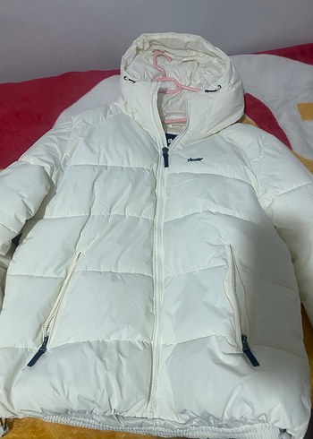 Beyaz Fermuarlı Kadın Kışlık Mont