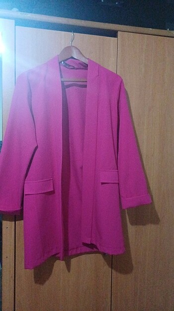 Pembe renk ceket