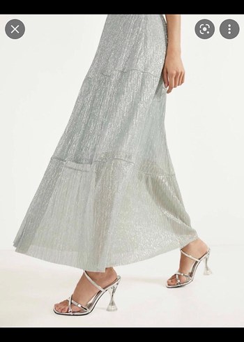 Bershka ÇOK ŞIK MİDİ ELBİSE