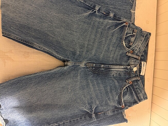 Zara yırtık pantolon