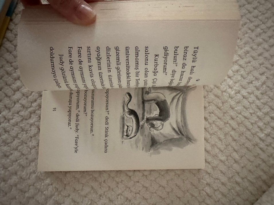 Judy Moody Üniversiteye Gidiyor - Resimli Kitap - Görsel 2