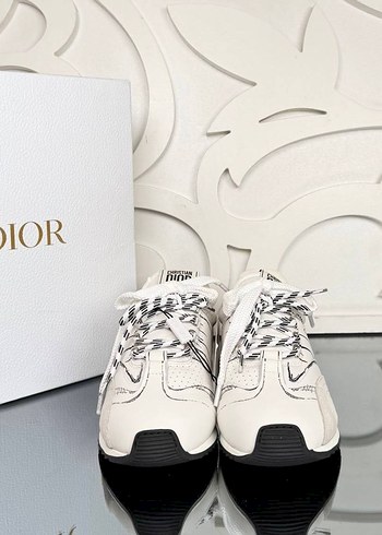 Dior Beyaz Bağcıklı Yüksek Topuklu Sneakers 37 41 no.