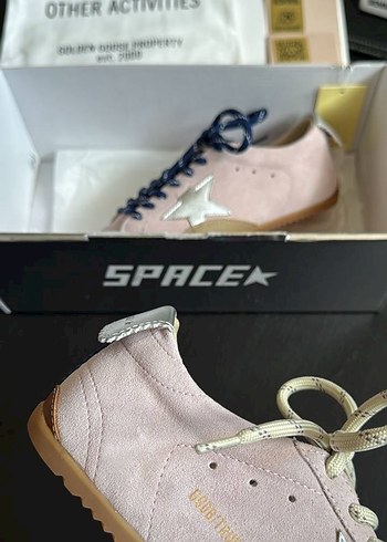 Golden Goose Deluxe Golden Goose Pembe Bağcıklı Spor Ayakkabı 36 40