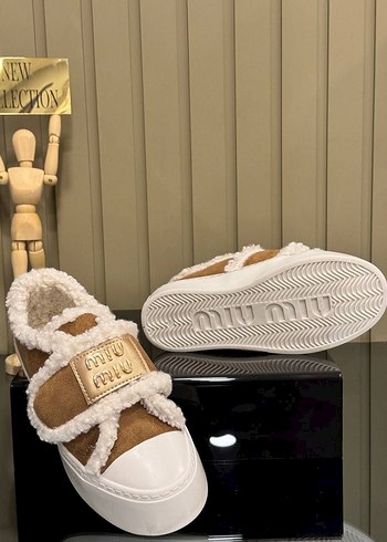 Miu Miu Bej Süet Kadın Spor Ayakkabı Velcro Detaylı 36 40