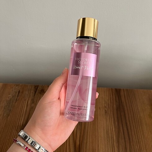 velvet petals victoria?s secret