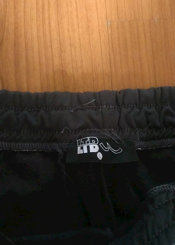 Siyah Parlak Bel Kemerli Erkek Spor Pantolonu - Görsel 2