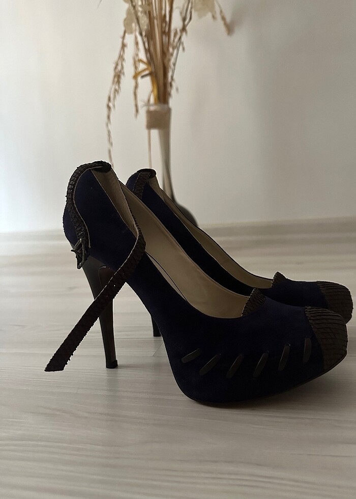 GiAnni el yapımı nubuk topuklu ayakkabı - Görsel 2