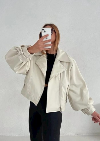 Kadın Beyaz Deri Kemerli Kısa Ceket - Görsel 2