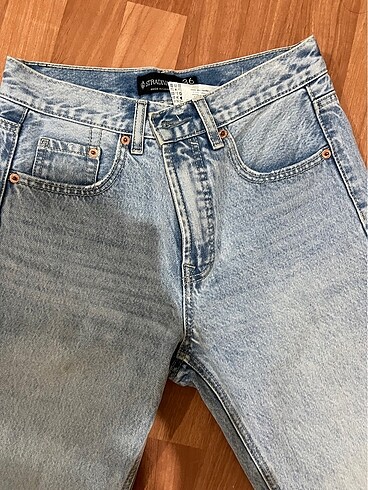 s Beden Stradivarius d96 jean