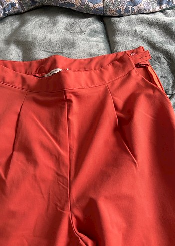 Narçiçeği Beli Pileli Rahat Kumaş Pantolon - Görsel 2