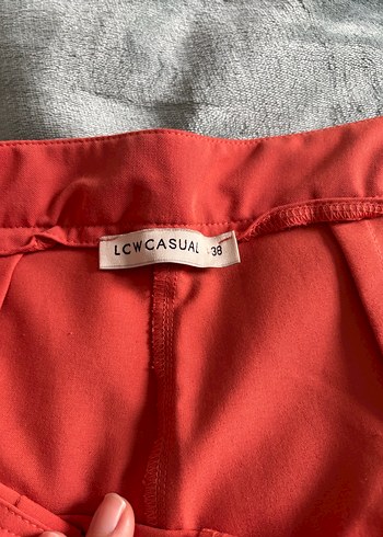 Narçiçeği Beli Pileli Rahat Kumaş Pantolon - Görsel 4