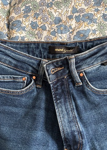 Kadın Mavi Normal Boy Yüksek Bel Dar Kesim Kot Pantolon - Görsel 2