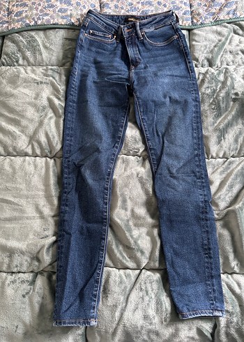 Mavi Jeans s
