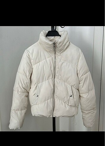 Bershka şişme mont 
