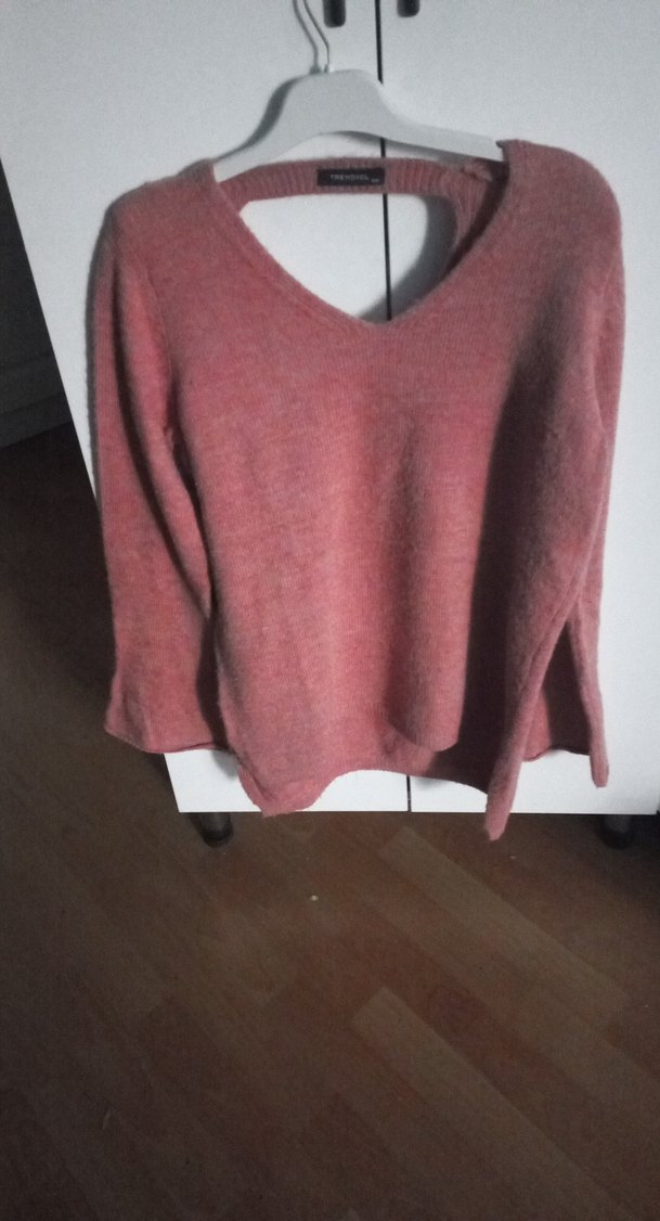 Pembe V Yaka Kadın Örgü Yün Kazak - Görsel 3