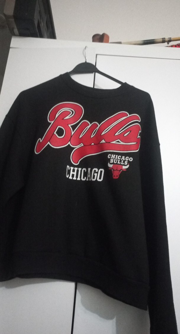 Zincir Detaylı Chicago Bulls Siyah Sweatshirt - Görsel 2