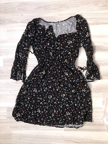 Kısa mini elbise