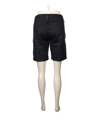 30 Beden Guess Bermuda / Kapri %70 İndirimli.