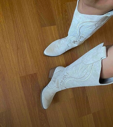 Zara Çizme