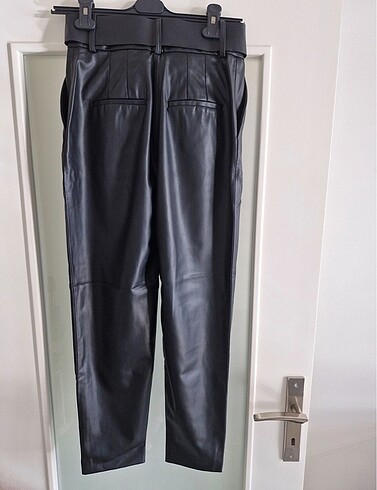 Tam yuksek bel pantolon deri - Görsel 3
