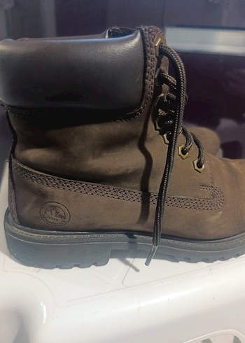 Kahverengi Süet Erkek Bot ayağı büyüdüğü için fazla giyemedi - Görsel 4