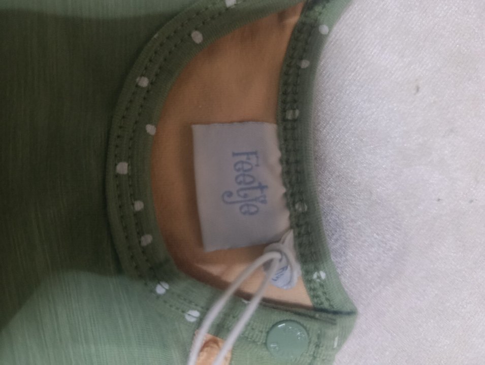 Yeşil Örme Kısa Kollu hiç giyilmemiş - Görsel 3