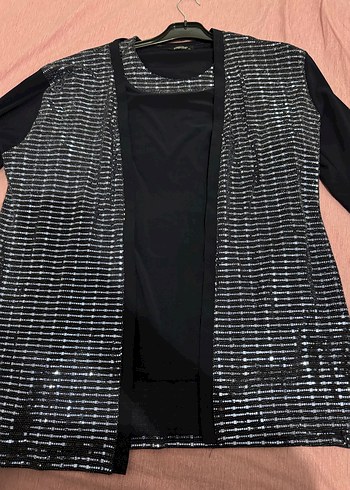 Tüpyez model iki parçadan oluşan bluz - Görsel 2