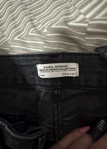 Gri Yırtık Detaylı Dar Kesim Kadın Jean - Görsel 2