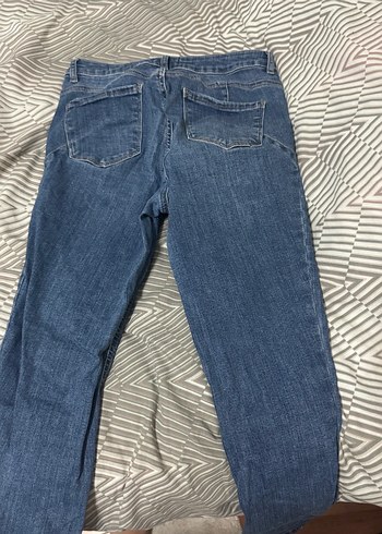 Mavi Kumaş Kemer Detaylı Kadın Kot Pantolon - Görsel 3