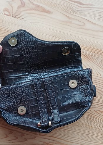 Ninewest Tokalı Deri Yılan Desenli Biker Çanta - Görsel 2