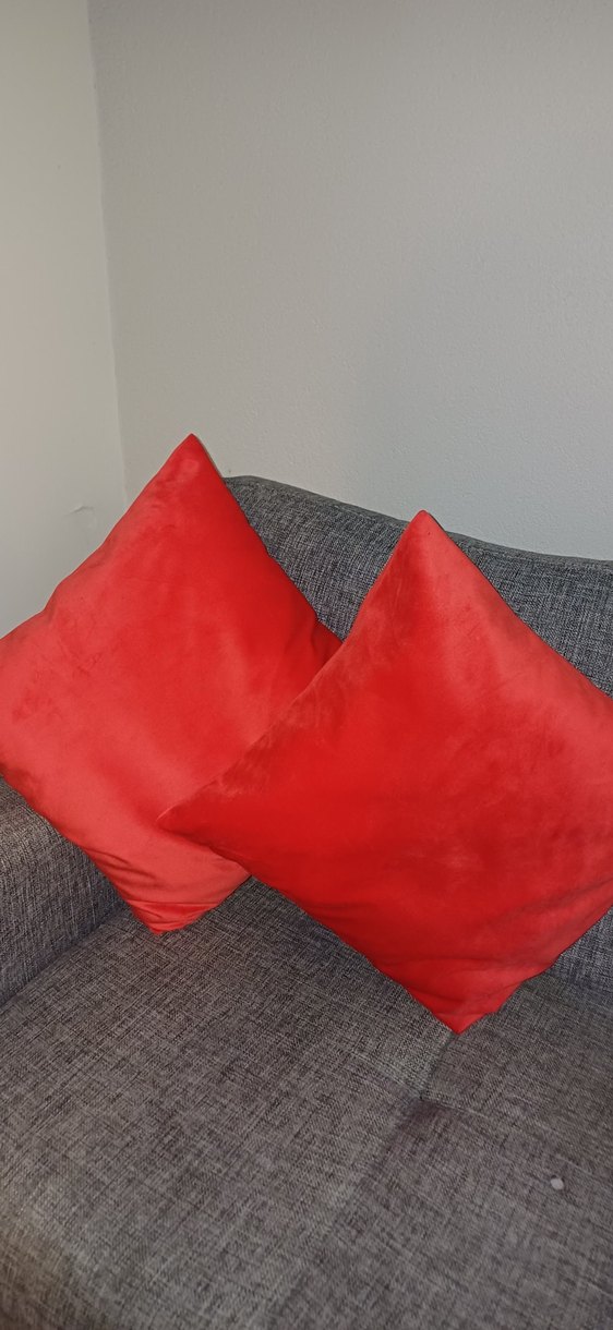 Kırmızı ve Desenli Gri Modern Yastık Seti (adet fiyatıdır) - Görsel 2