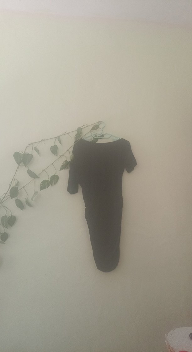 Siyah Kısa Kollu Drapeli  Midi Elbise - Görsel 4