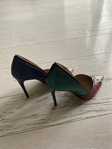 37,5 Beden Stiletto