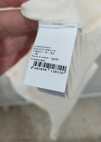 Beyaz Kadın Boğazlı Kısa Kollu Triko - Görsel 4