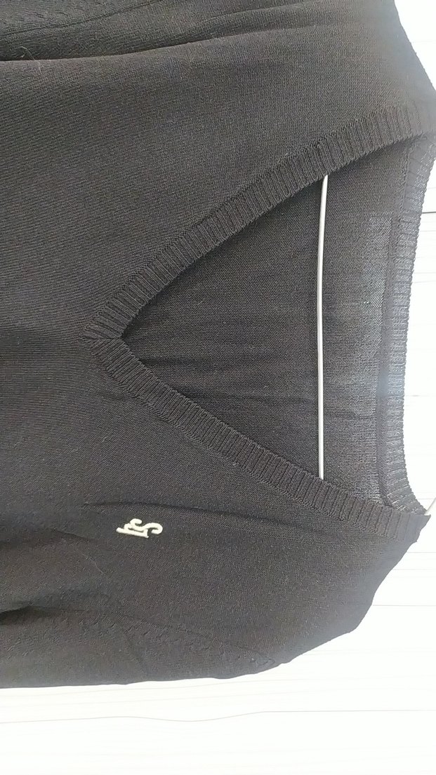 Siyah V Yaka Örgü Kadın Kazak - Görsel 2