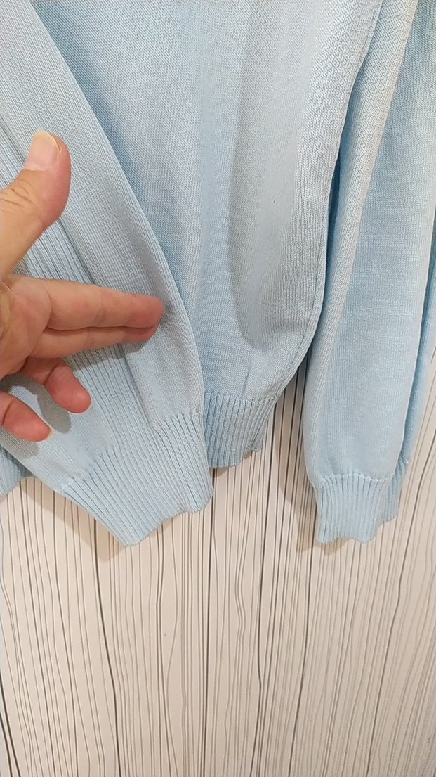 Mavi V Yaka Pamuklu Kadın Kazak - Görsel 3