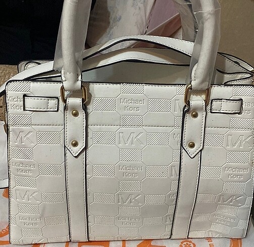 Beden beyaz Renk Michael Kors Çanta????