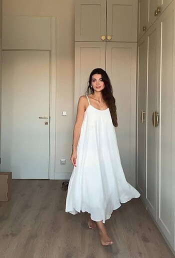 Beyaz Yazlık Elbise