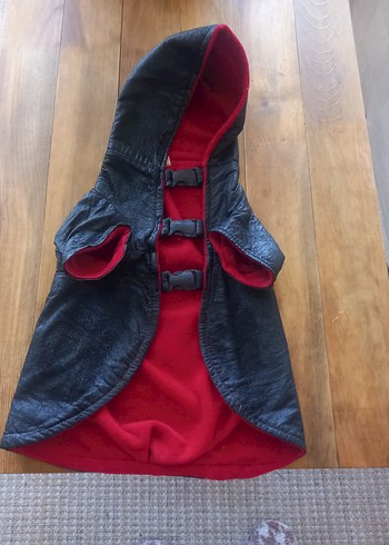 Kırmızı Siyah Kapüşonlu Gotik Köpek Kıyafeti