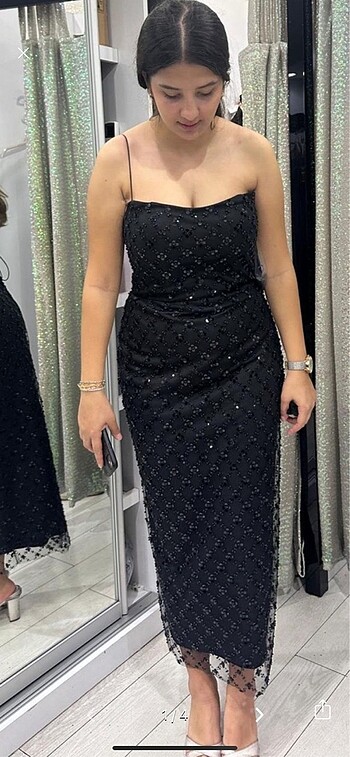 Taşlı elbise