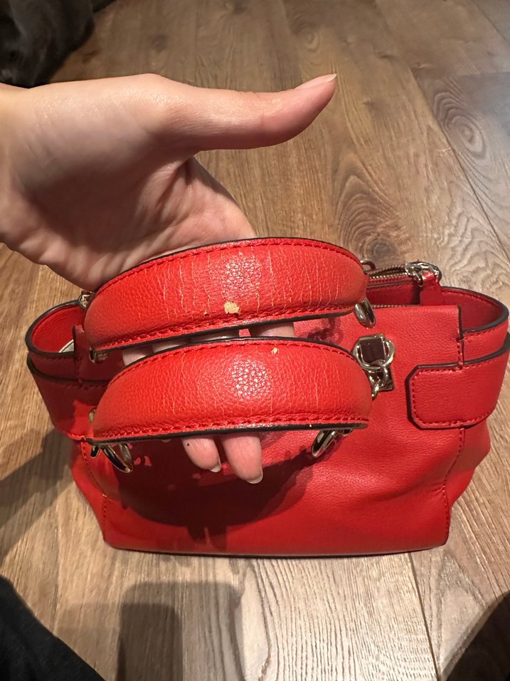 Guess Klasik Paris Tarzı Kırmızı Deri Kadın Çanta - Görsel 3