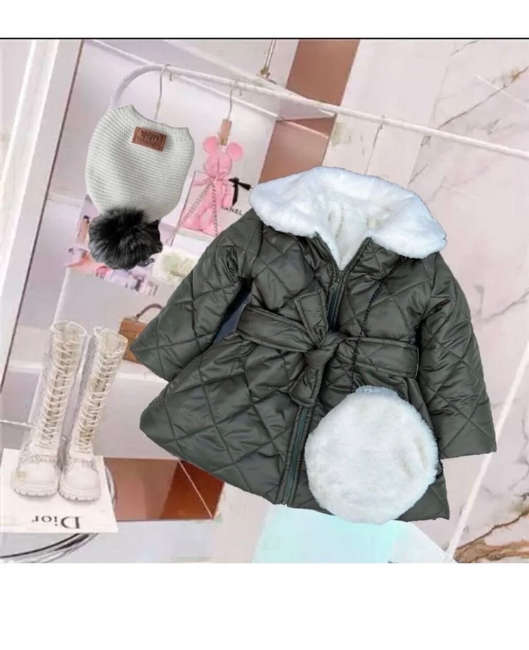 Kız Çocuk Kürklü çantalı Mont - Görsel 3